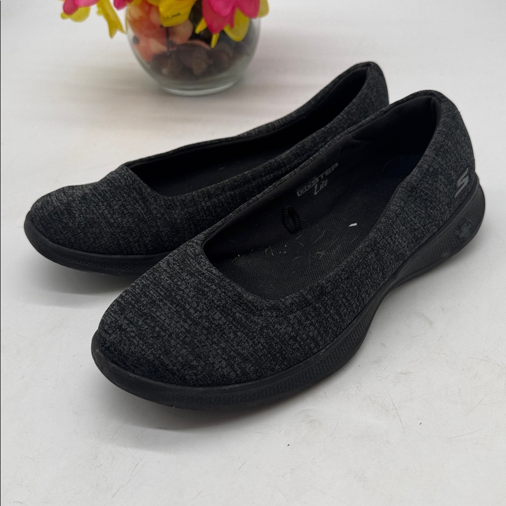 Skechers Dark Gray Slip-On Knit Ballet Flats Size 6.5 SKT9935E